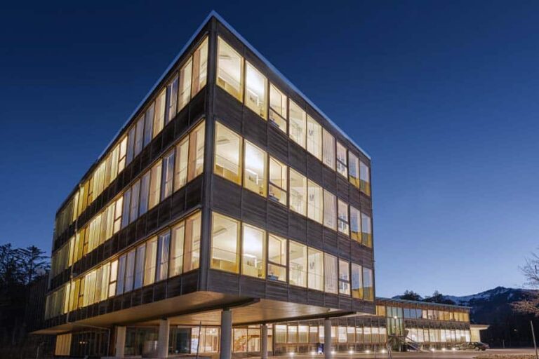 LowCarbonBuilding-Feature