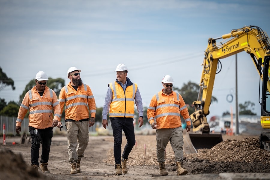 Both Symal Infrastructure and Wamarra are united by their commitment to removing barriers for Aboriginal employment.