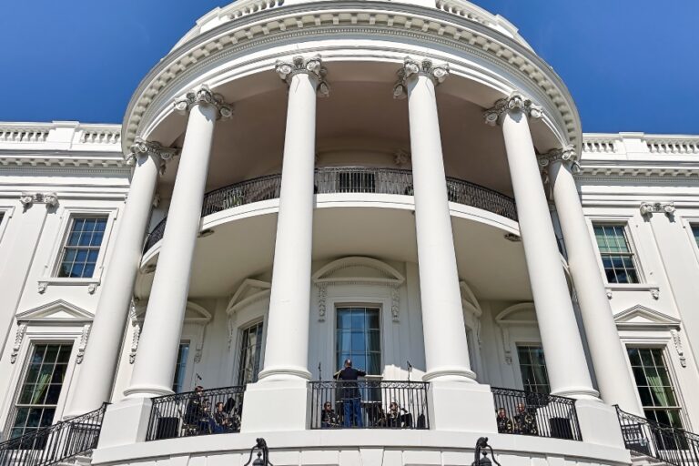 The White House South Portico on a sunny day, symbolizing U.S. federal leadership—relevant to discussions on modernizing permitting processes using AEC-specific digital tools.