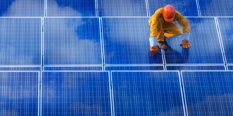 SolarPowerConstruction-Feature-1