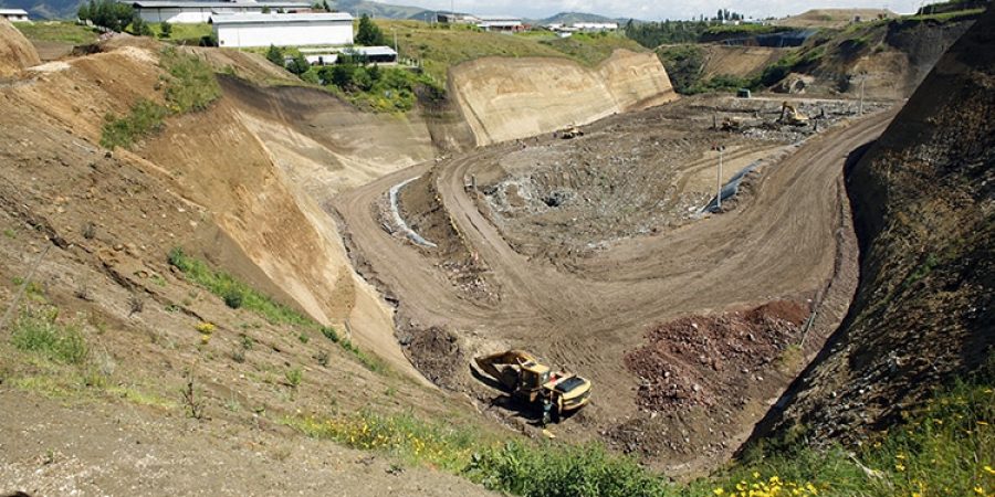 strxur-landfill-Feature-1